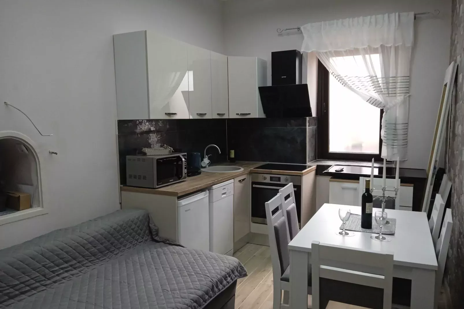 Apartments Keka - One Bedroom Apartment-Salon