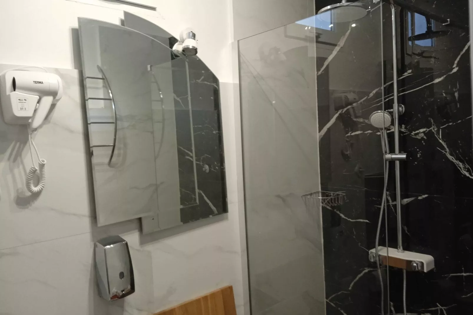 Apartments Keka - One Bedroom Apartment-Salle de bain