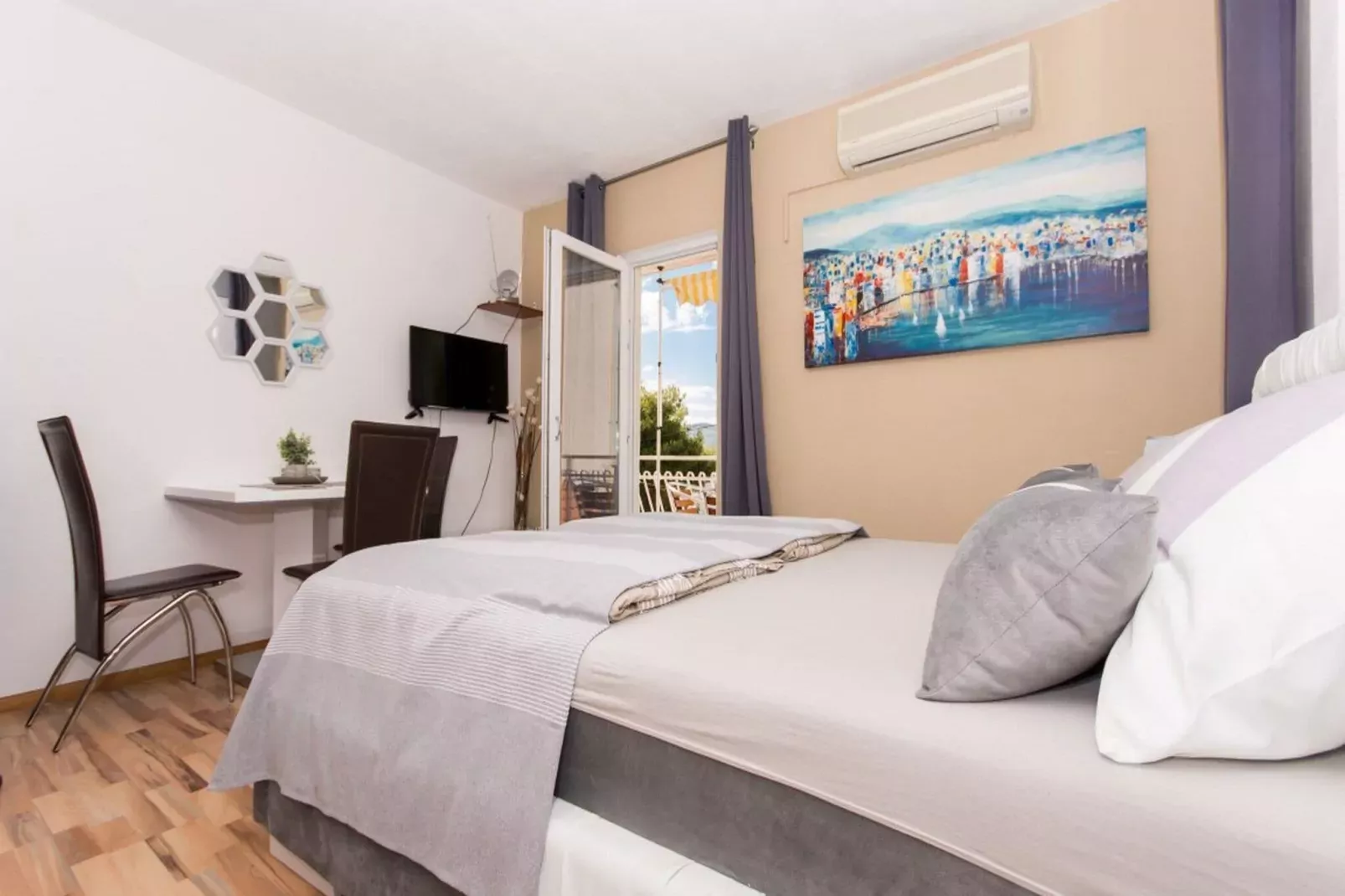 Villa Stil - Studio Apartment with Balcony and Sea View 101-Bedroom