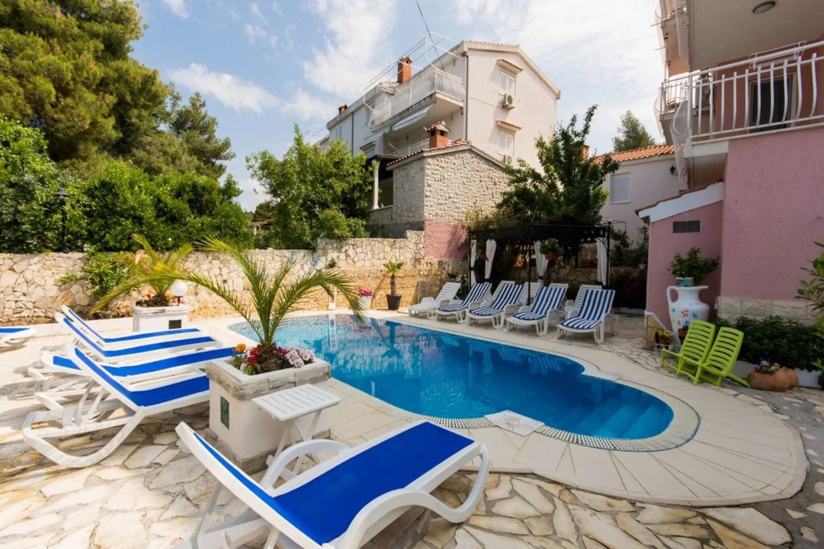 Villa Stil - Studio Apartment with Balcony and Sea View 101-Pool