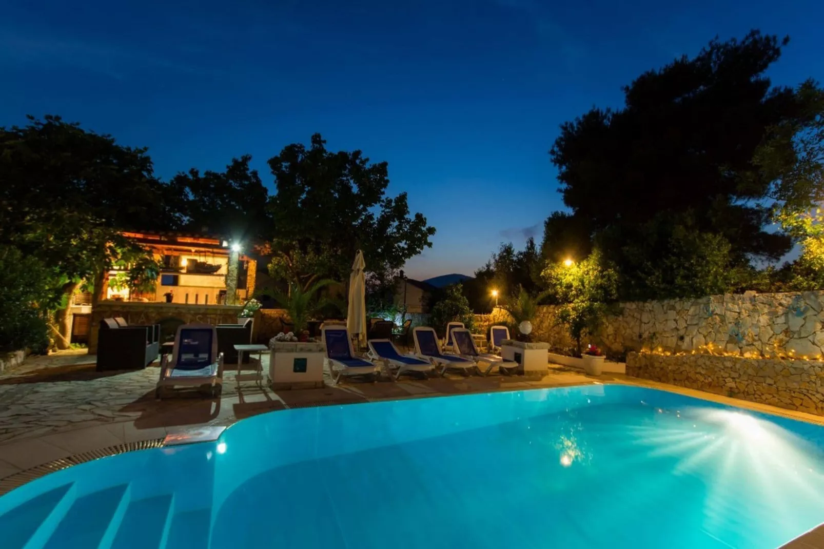 Villa Stil - Studio Apartment with Balcony and Sea View 101-Pool