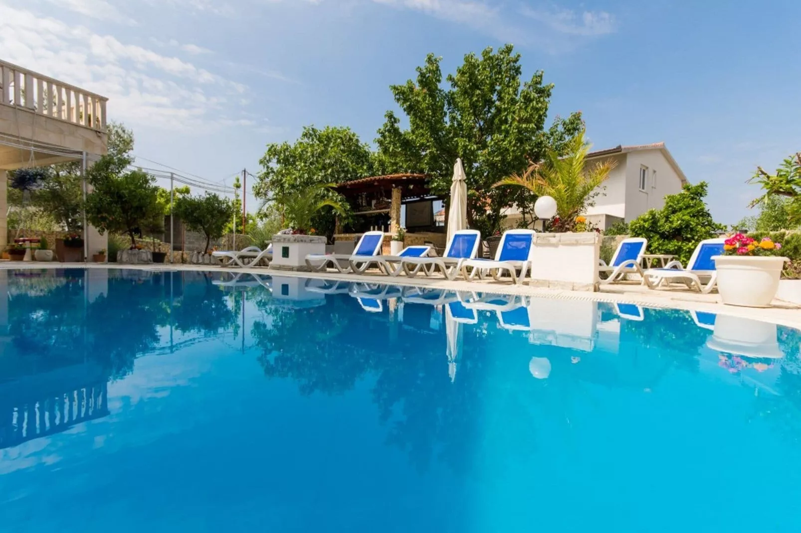 Villa Stil - Studio Apartment with Balcony and Sea View 101-Pool