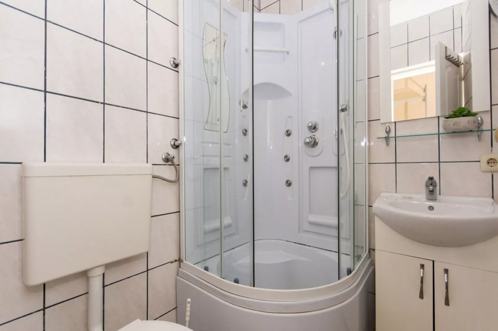 Villa Stil -  One Bedroom Apartment with Balcony and Sea View 102-Bathroom