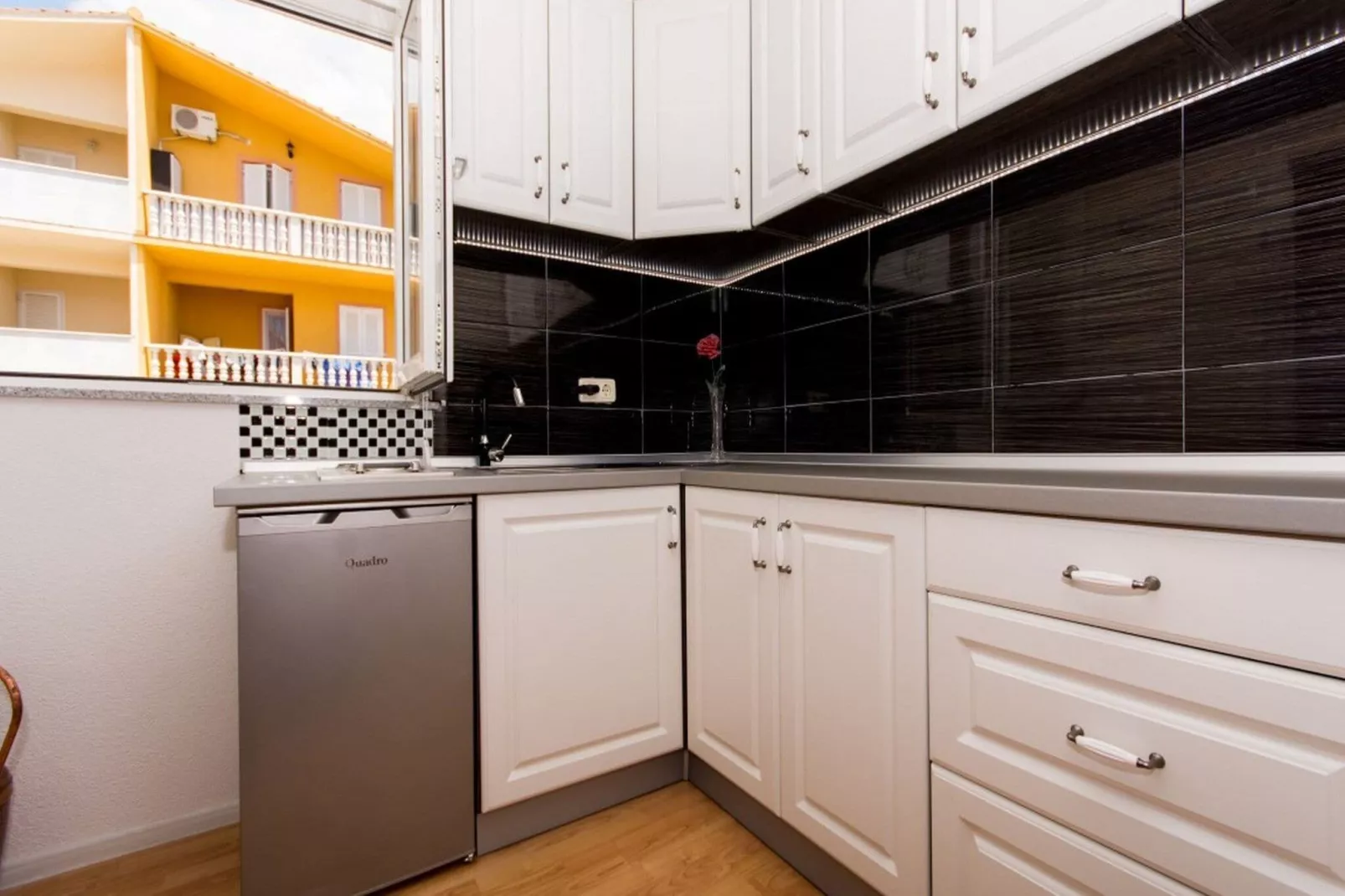 Villa Stil - One Bedroom Apartment with Balcony and Sea View 104 (Luxsor)-Kitchen