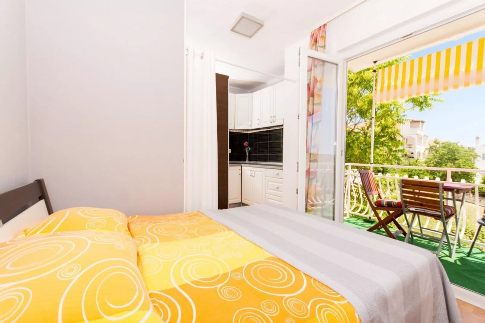 Villa Stil - One Bedroom Apartment with Balcony and Sea View 104 (Luxsor)-Bedroom