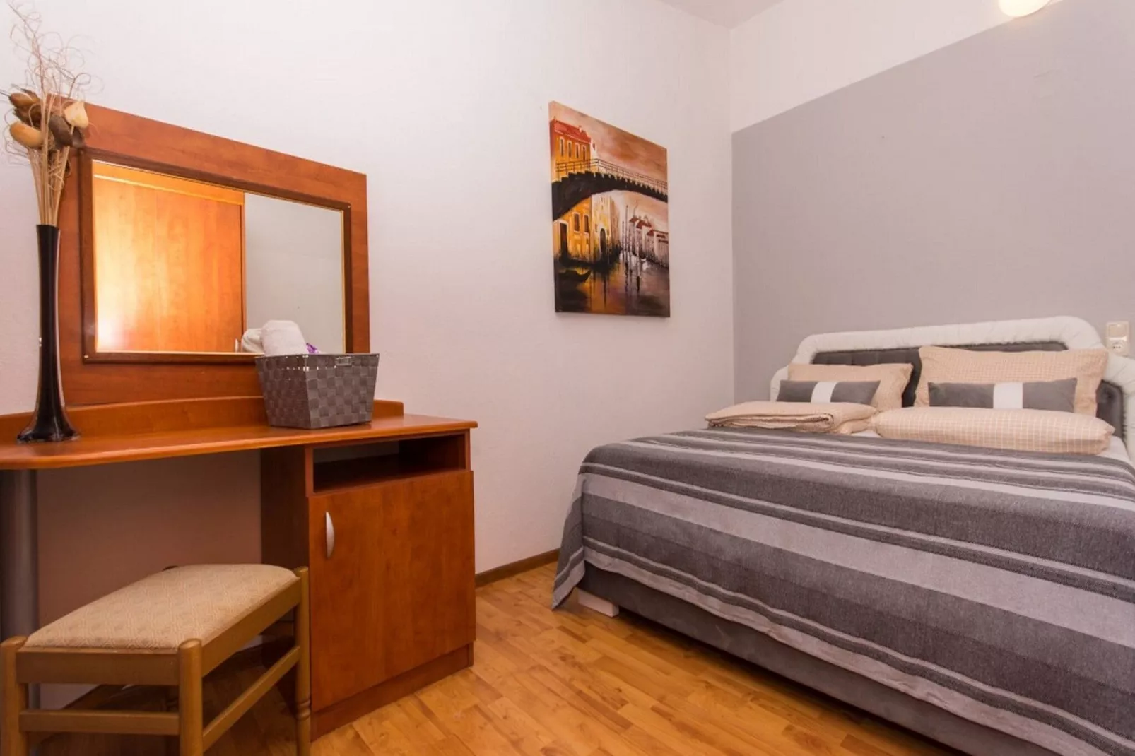 Villa Stil - Two Bedroom Apartment with Balcony and Sea View 203 (President)-Bedroom