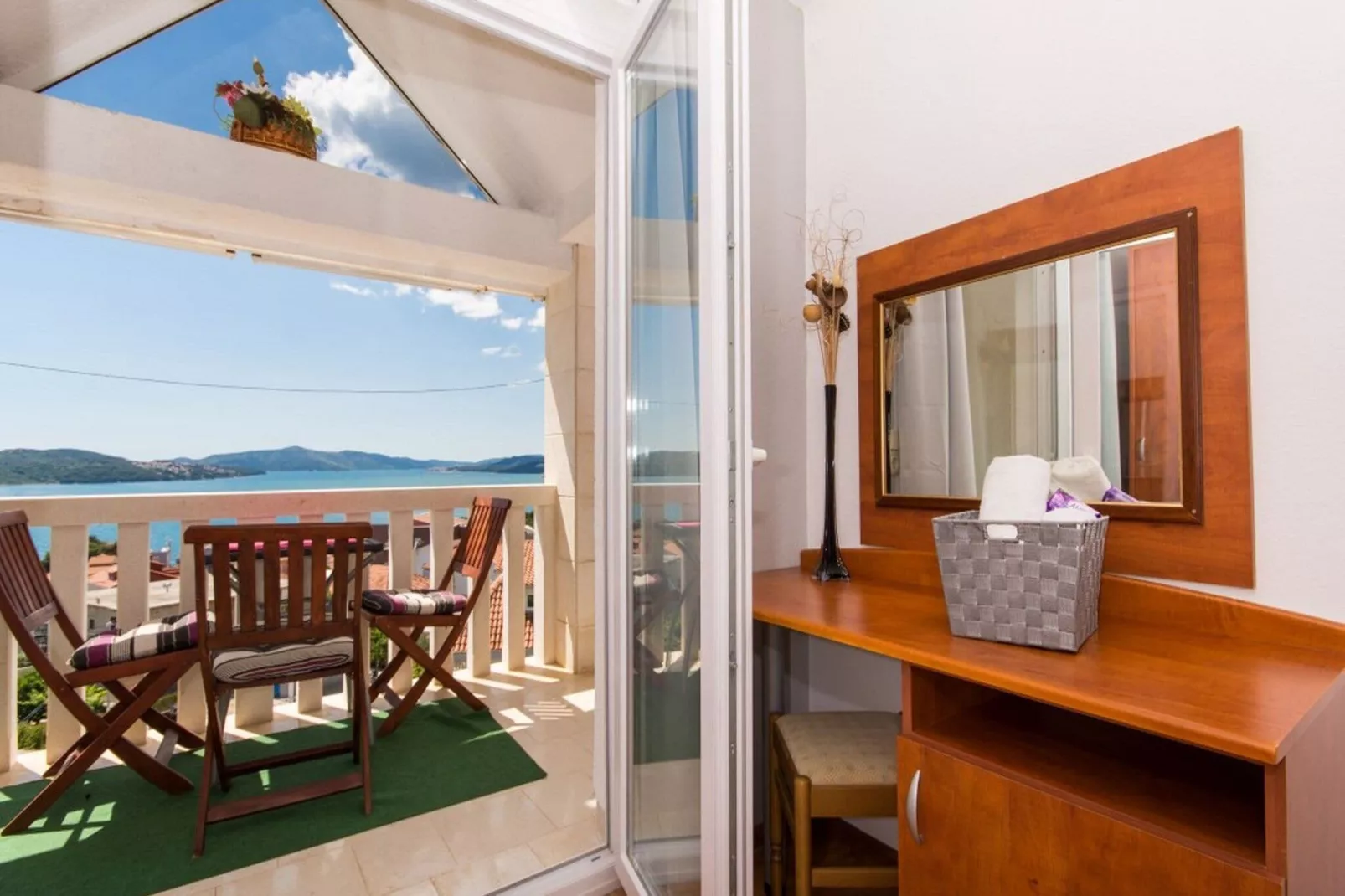 Villa Stil - Two Bedroom Apartment with Balcony and Sea View 203 (President)-Terrace balcony