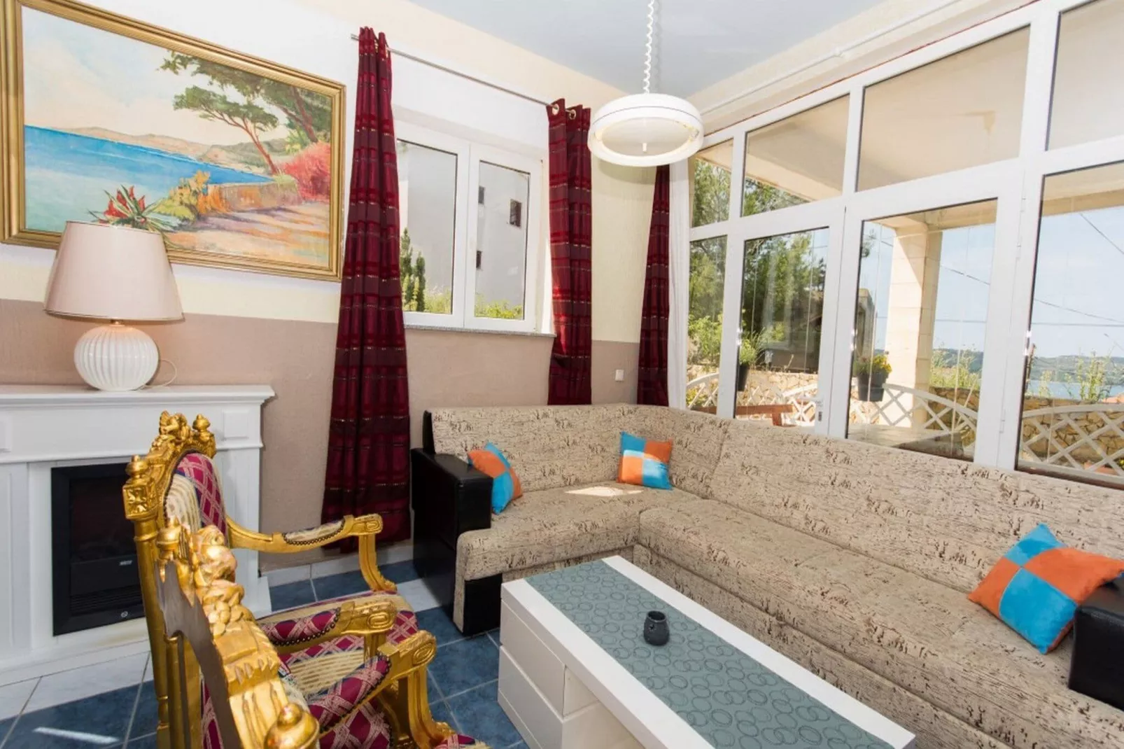 Villa Stil - Two Bedroom Apartment with Terrace and Sea View (Premium)-Living room