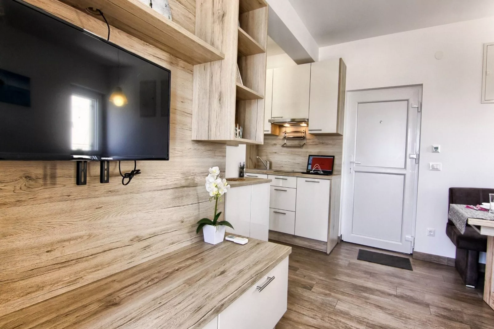 Apartments Victoria - One Bedroom Apartment with Terrace and Sea View (A1)-Living room