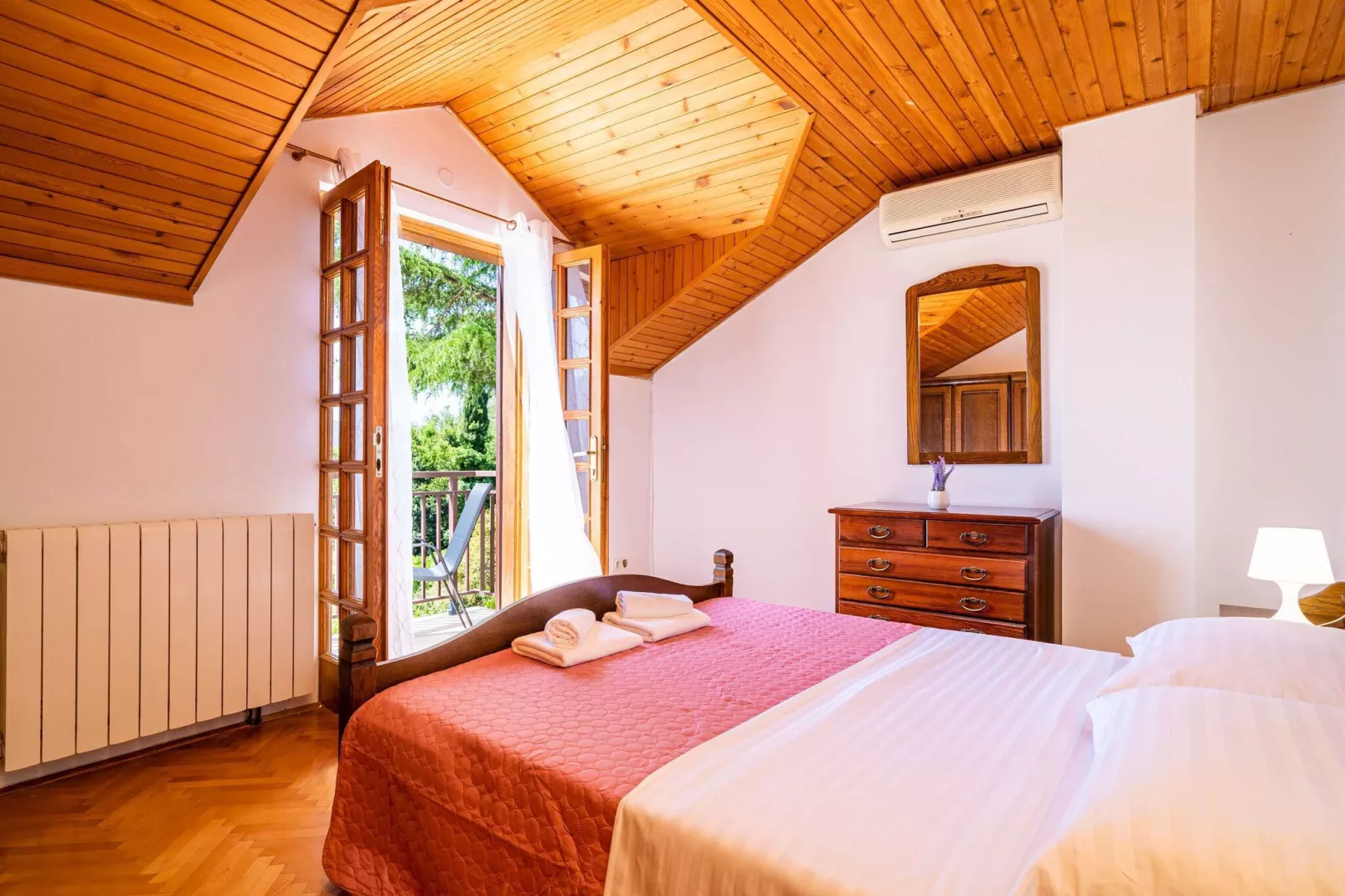Villa Niko - Three bedroom villa with swimming pool-Bedroom