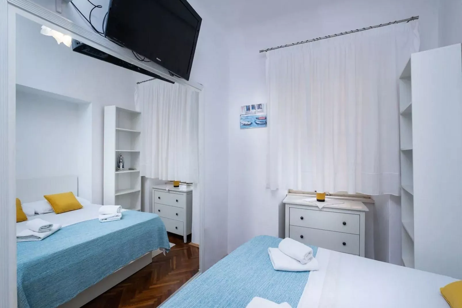 Apartment Jany - Two Bedroom Apartment with City View-Schlafzimmer