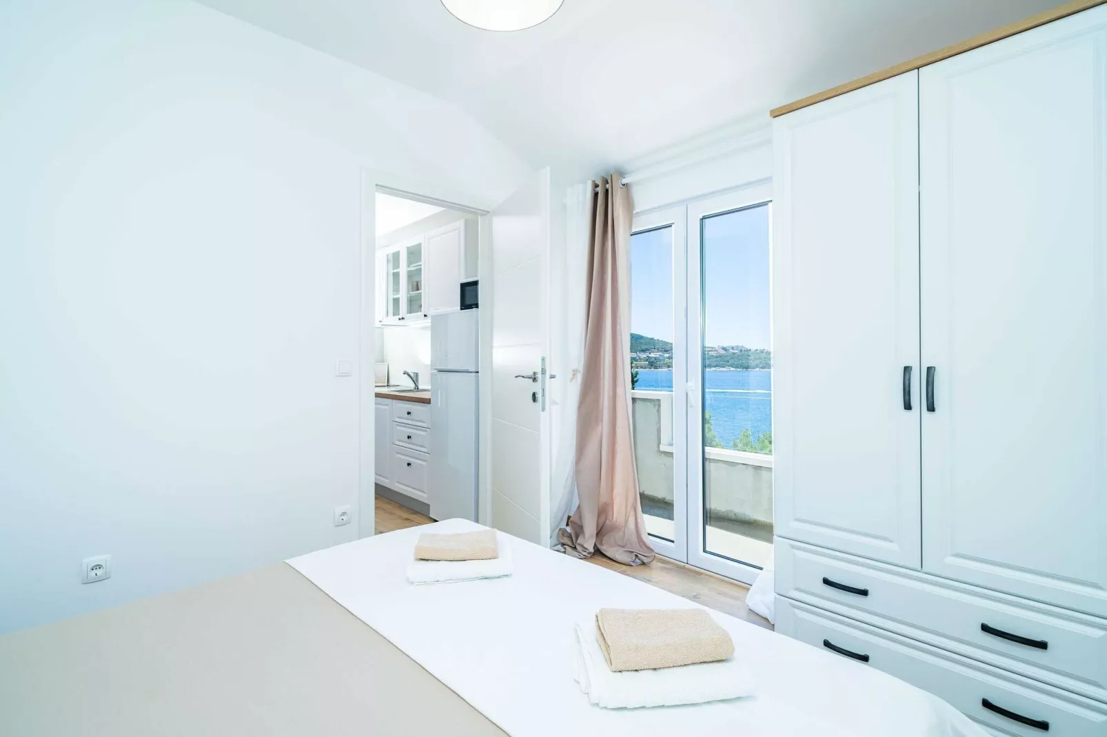 Apartments Lovro - One bedroom apartment with Balcony and Sea View (3)-Bedroom