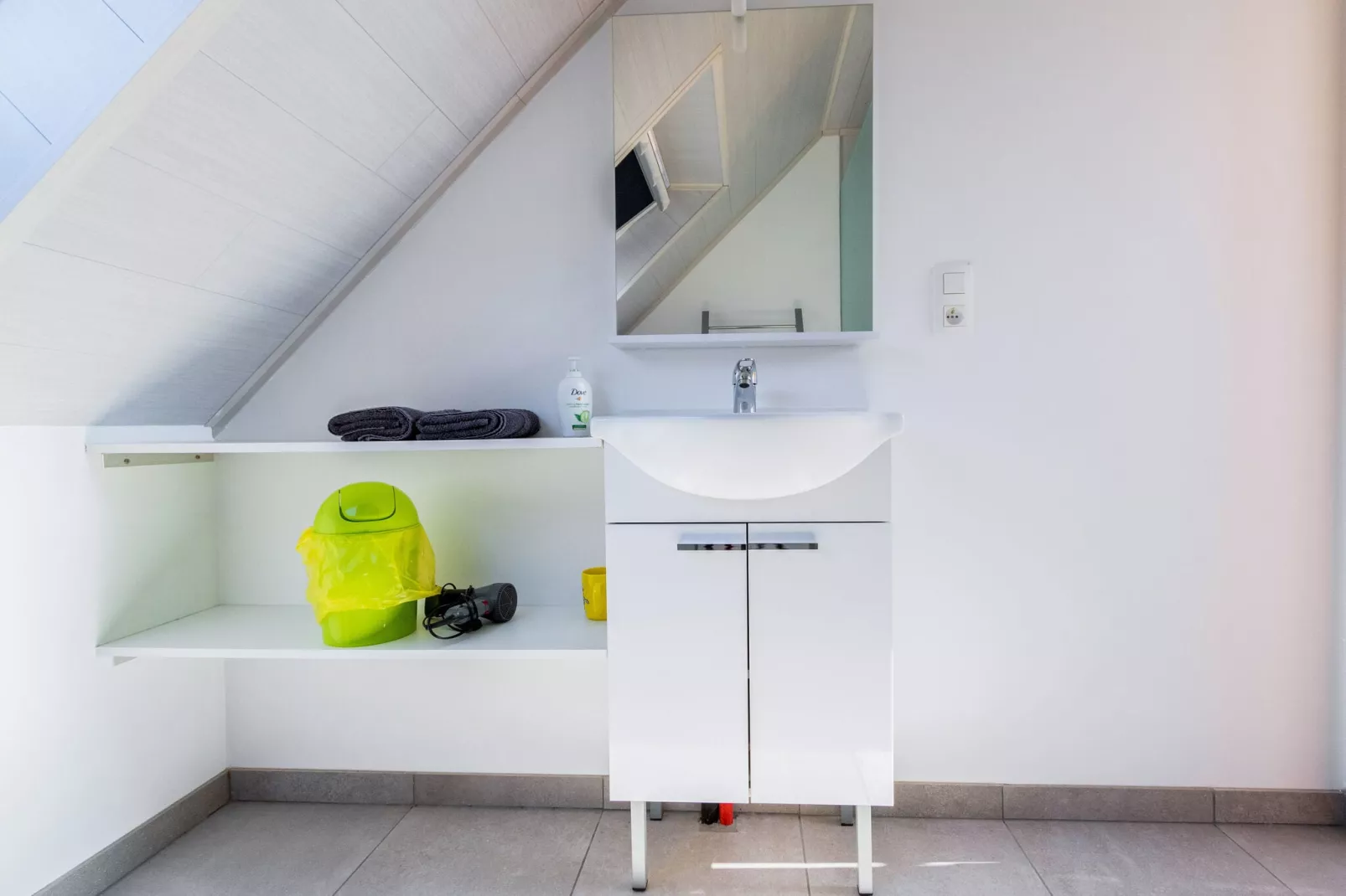 't Speutekot-Bathroom
