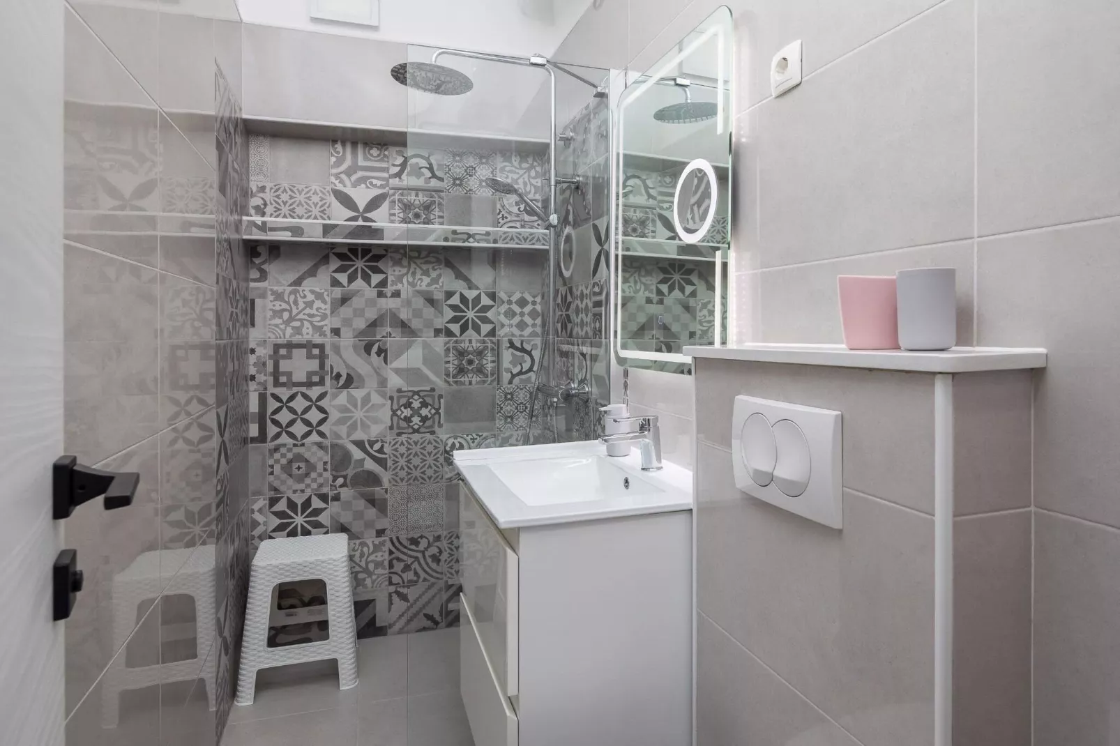 Apartments Tomas- Standard One Bedroom Apartment with Balcony (A2)-Badezimmer