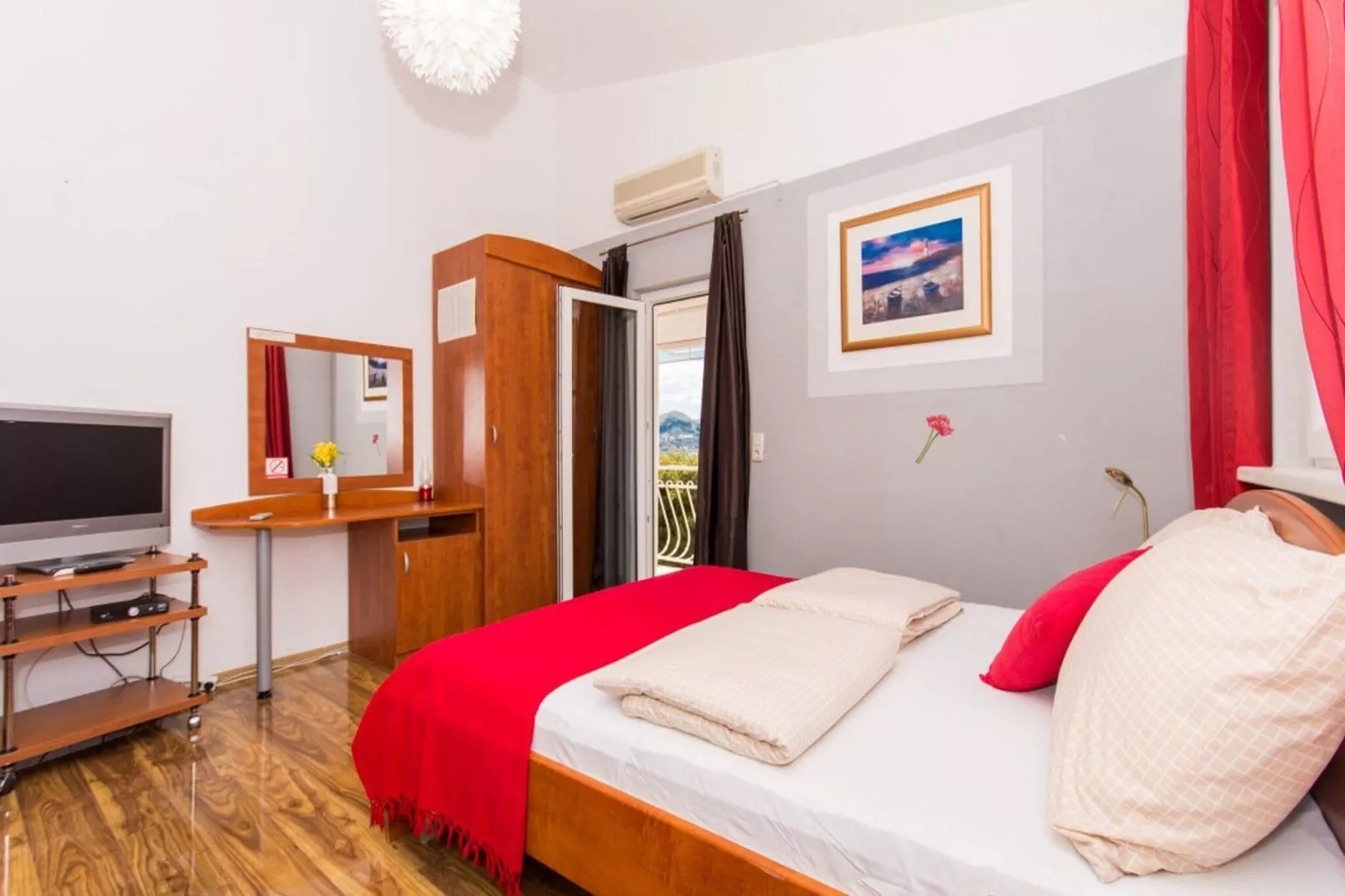 Villa Stil - Studio Apartment with Balcony and Sea View 201-Bedroom