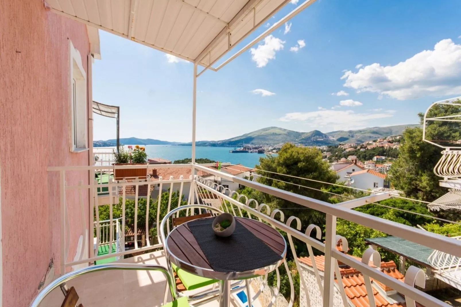 Villa Stil - Studio Apartment with Balcony and Sea View 201-Terrace balcony