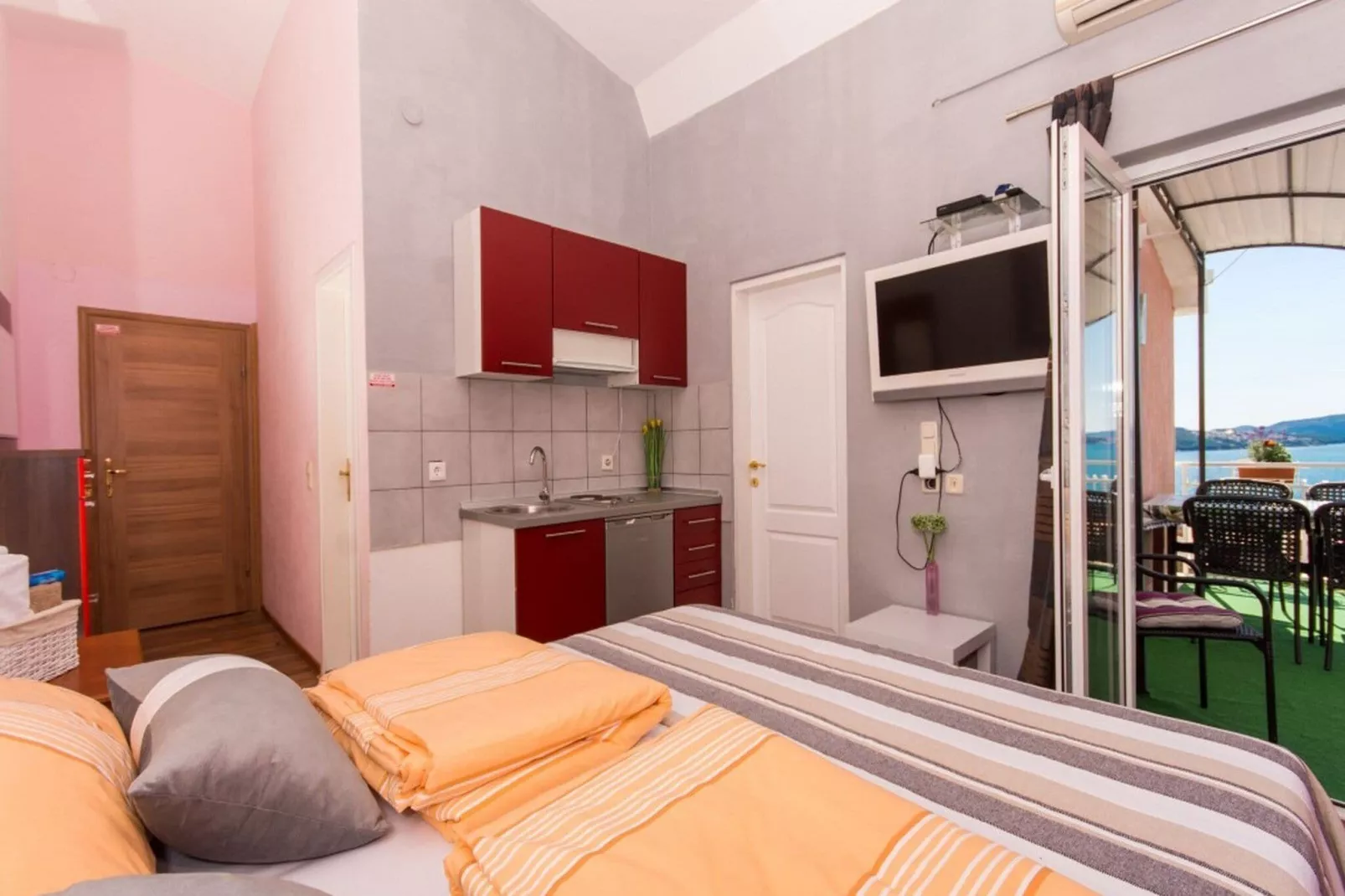 Villa Stil - One Bedroom Apartment with Balcony and Sea View 202-Bedroom