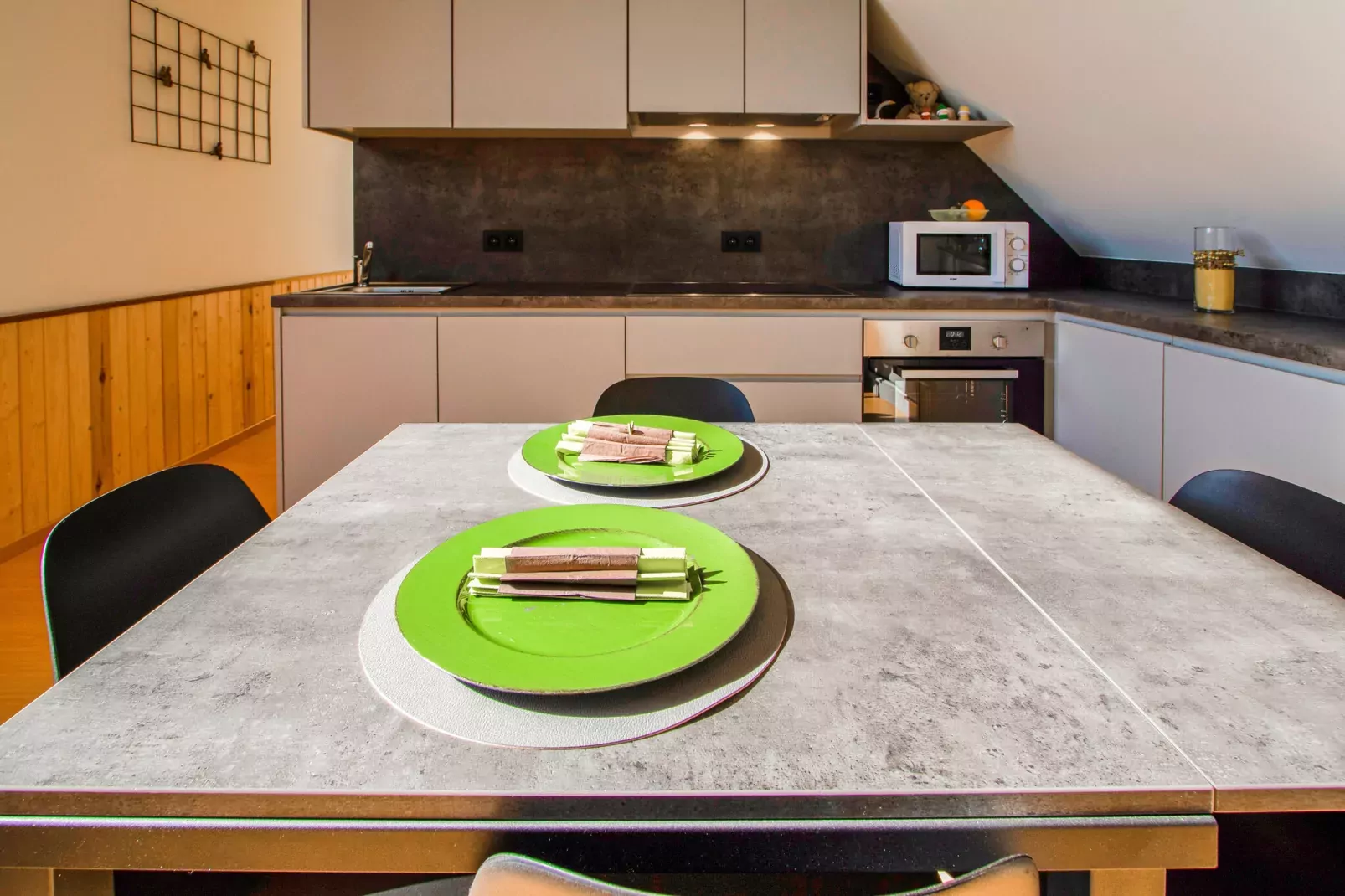 't Speutekot-Dining room