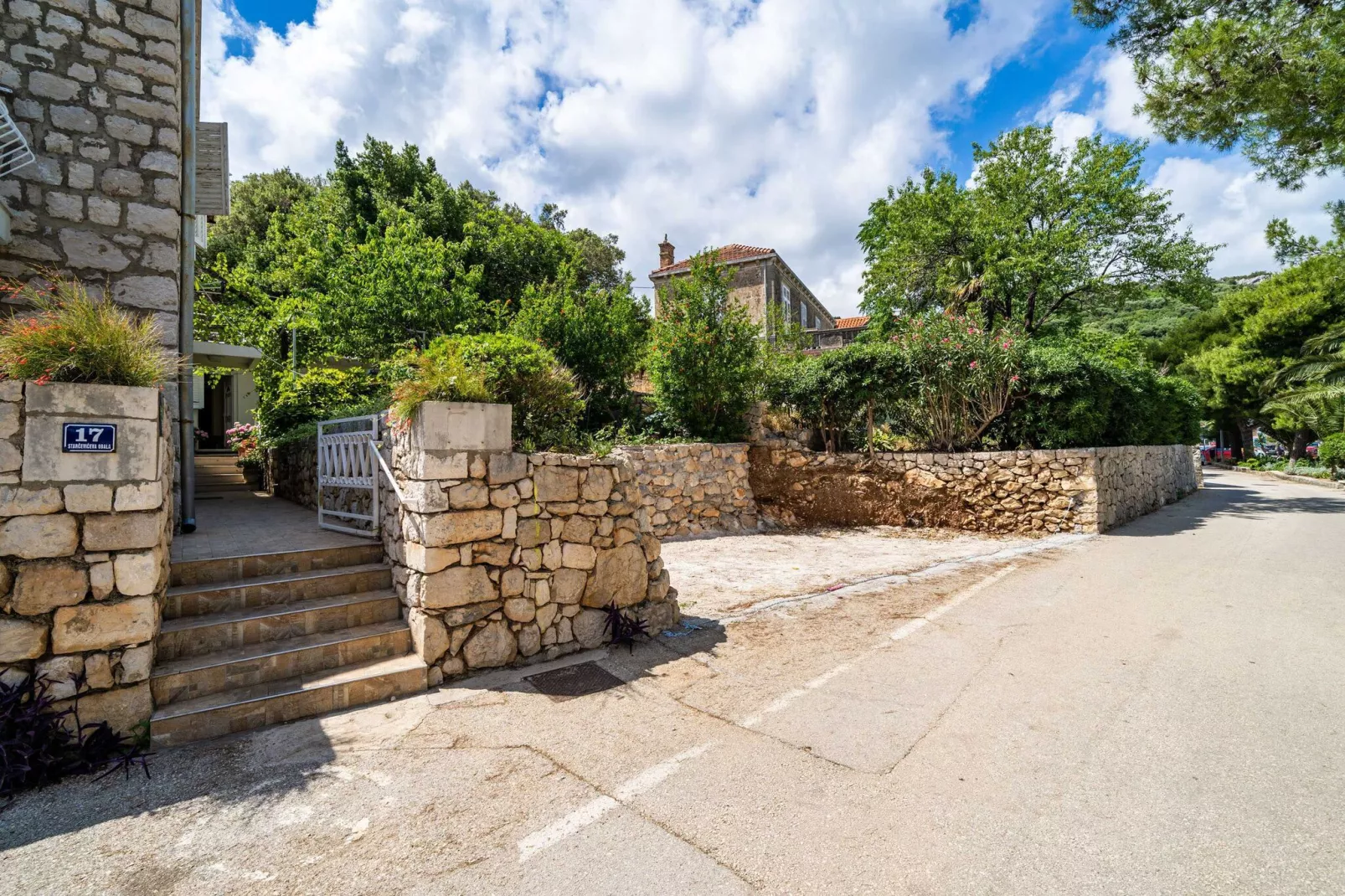 Apartments Zarac - One Bedroom Apartment with Terrace-Outdoor