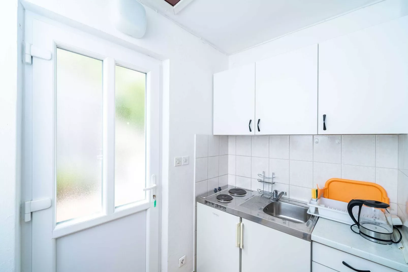Apartments Zarac - One Bedroom Apartment with Balcony and Sea View (Milanka)-Kitchen