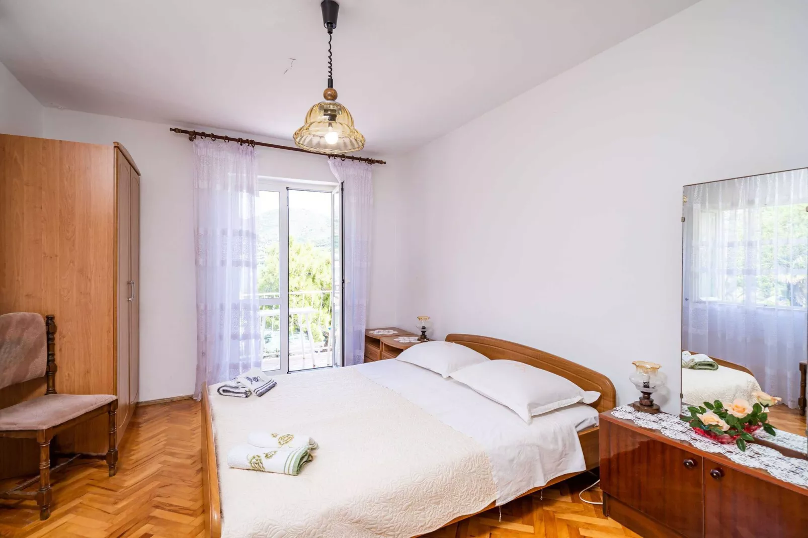 Apartments Zarac - One Bedroom Apartment with Balcony and Sea View (Milanka)-Bedroom
