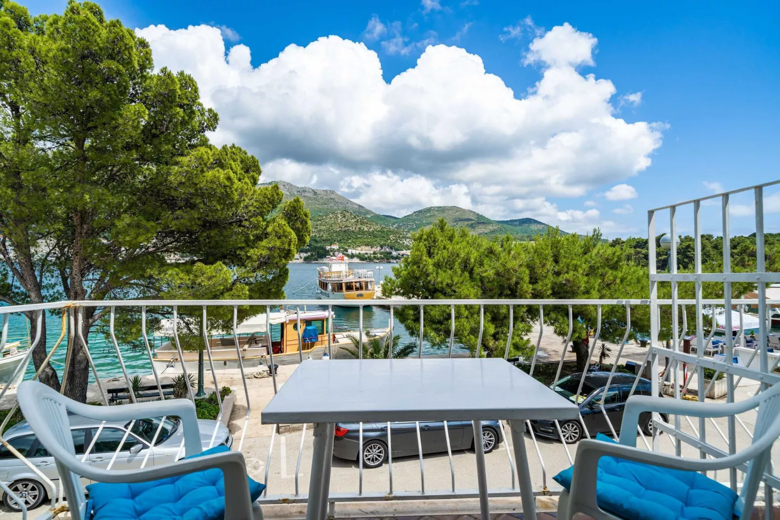 Apartments Zarac - One Bedroom Apartment with Balcony and Sea View (Milanka)-Terrace balcony