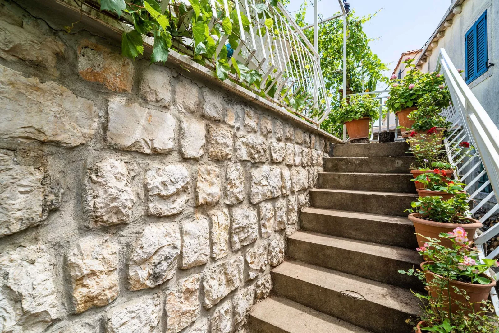 Apartments Zarac - One Bedroom Apartment with Balcony and Sea View (Milanka)-Outdoor