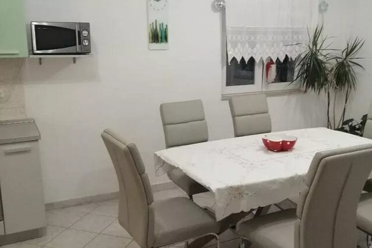 Apartment Spalato - Three Bedroom Apartment with Terrace-Dining room