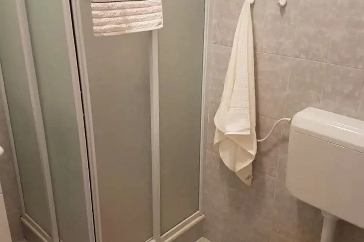 Apartment Tina - One Bedroom Apartment with Terrace-Bathroom