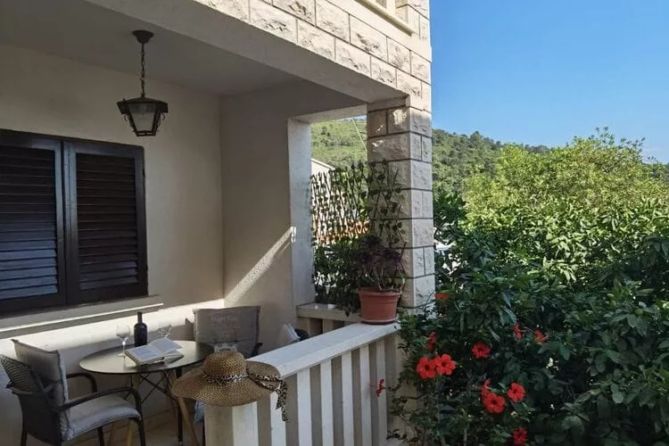 Apartment Tina - One Bedroom Apartment with Terrace-Terrace