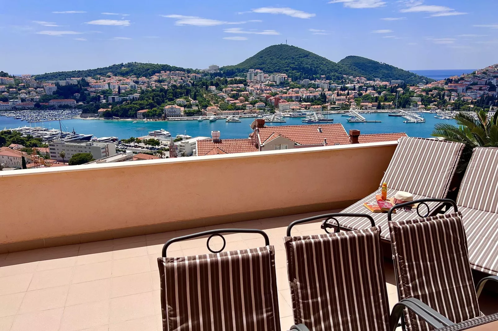 Apartment Lana - Two Bedroom Apartment with Terrace and Sea View-Terrace