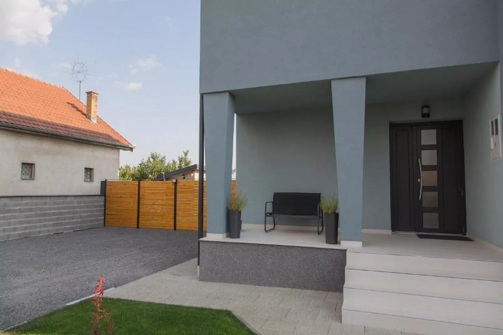 Holiday Home Thesaurum - Four Bedroom Holiday Home with Swimming Pool-Outdoor