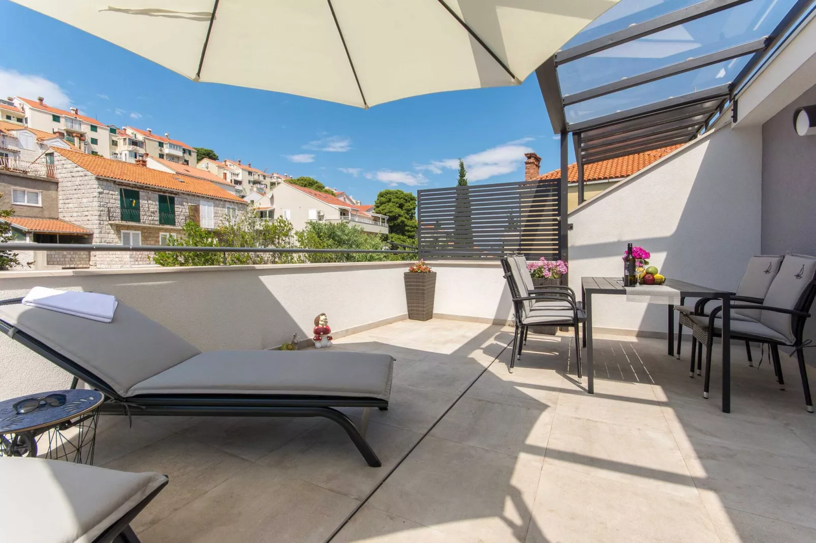 Apartment Gloria - One Bedroom Apartment with Terrace-Terrasse