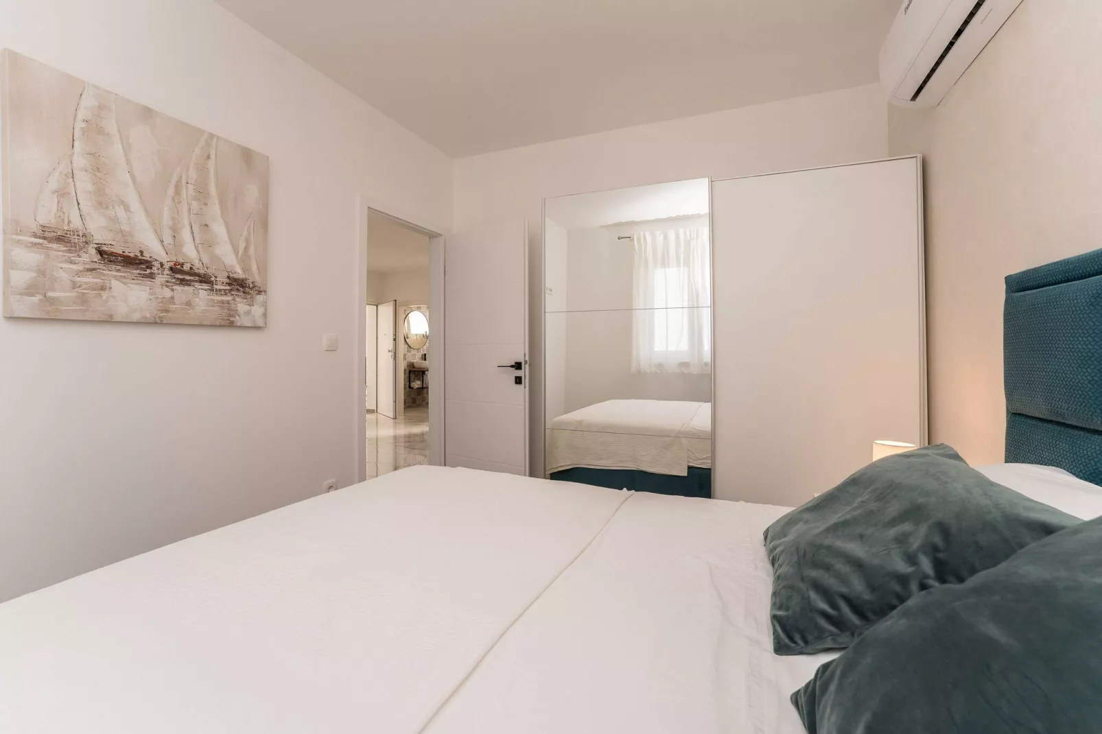 Luxury D Apartments - Two Bedroom Apartment with Terrace A1-Bedroom