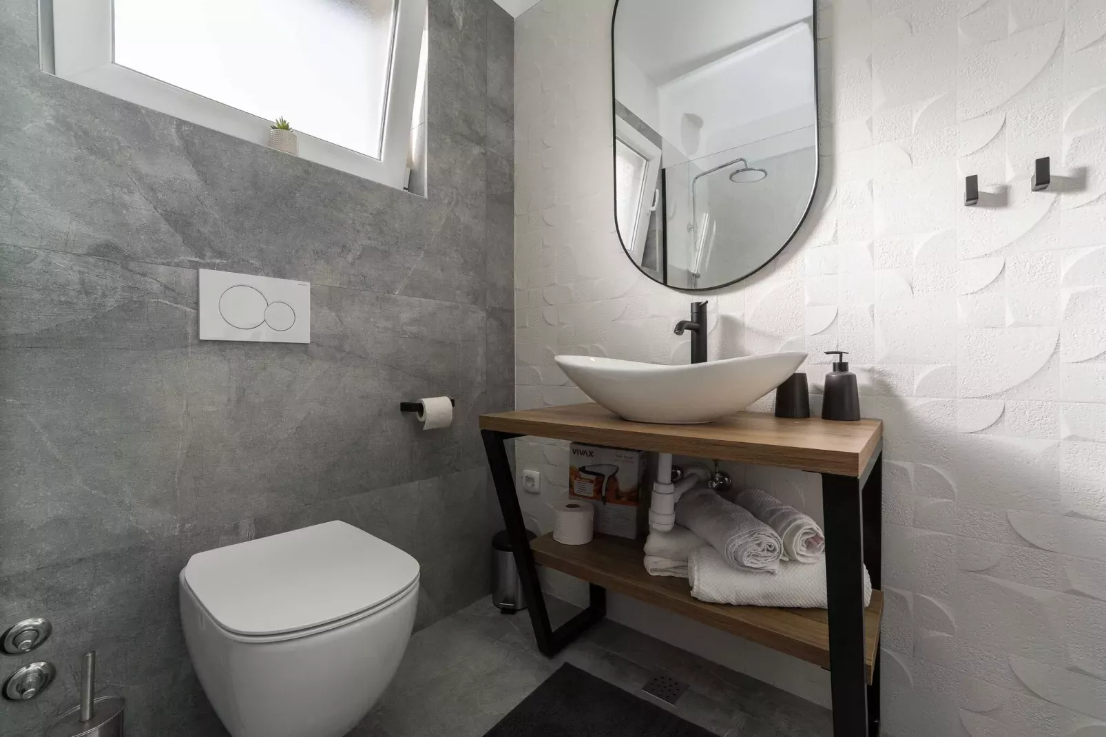 Luxury D Apartments - Two Bedroom Apartment with Terrace A1-Bathroom