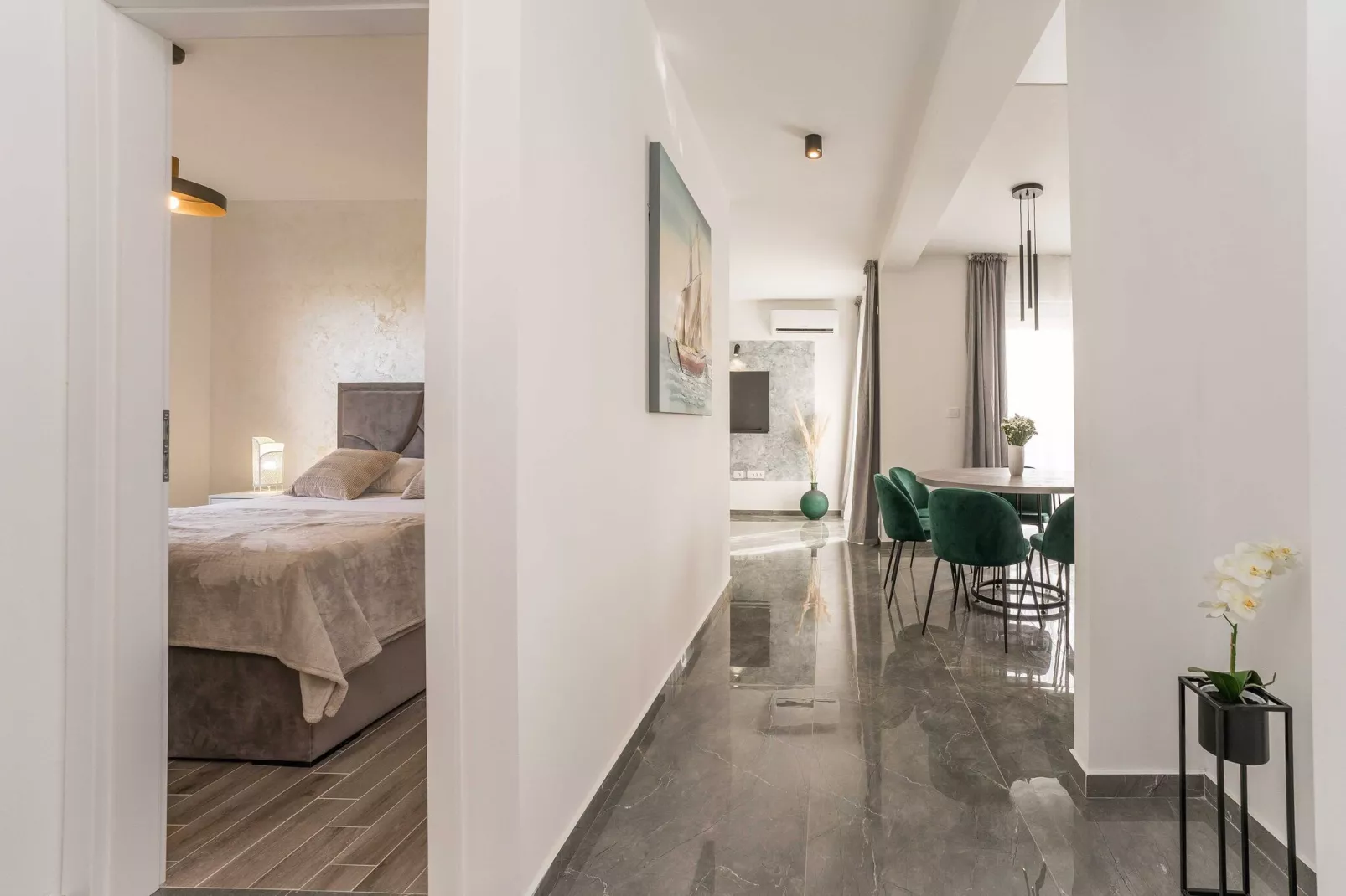 Luxury D Apartments - Luxury Two Bedroom Apartment with Terrace A2-Indoor
