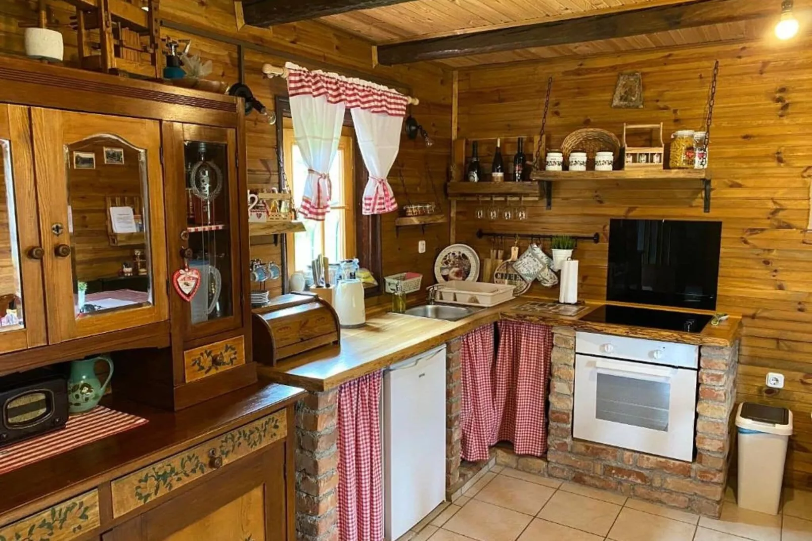 Stara Hiža Vlašić - Duplex one bedroom Chalet with Private Garden-Kitchen