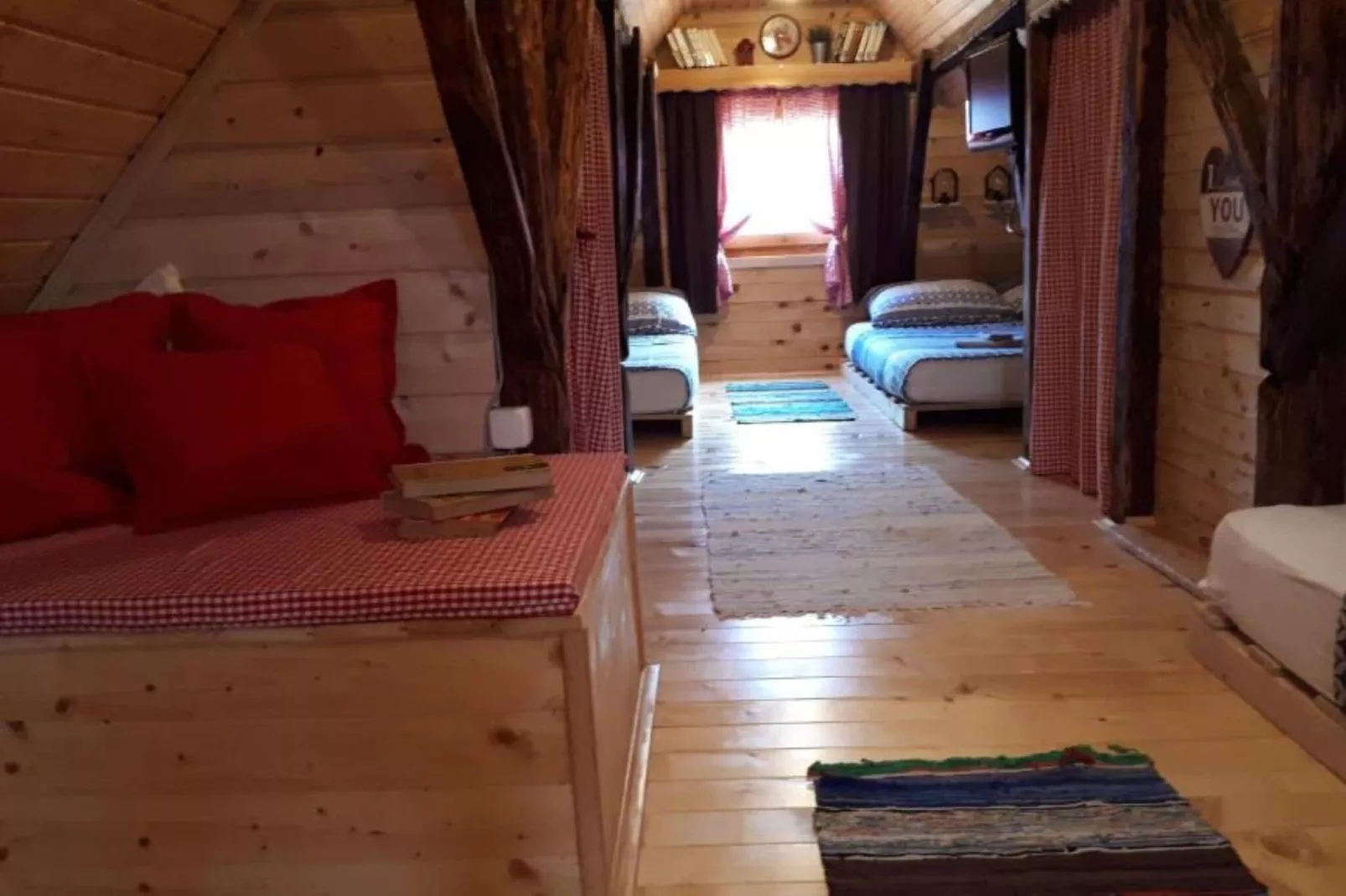 Stara Hiža Vlašić - Duplex one bedroom Chalet with Private Garden-Indoor