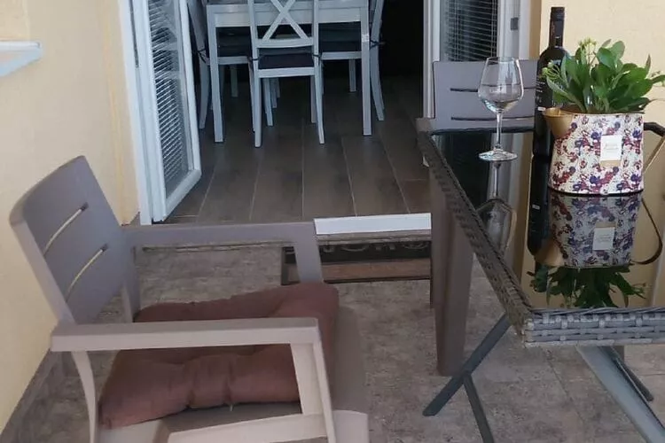Apartment Villa Bijele Stijene - Two Bedroom Apartment with Terrace and Sea View-Terrasse