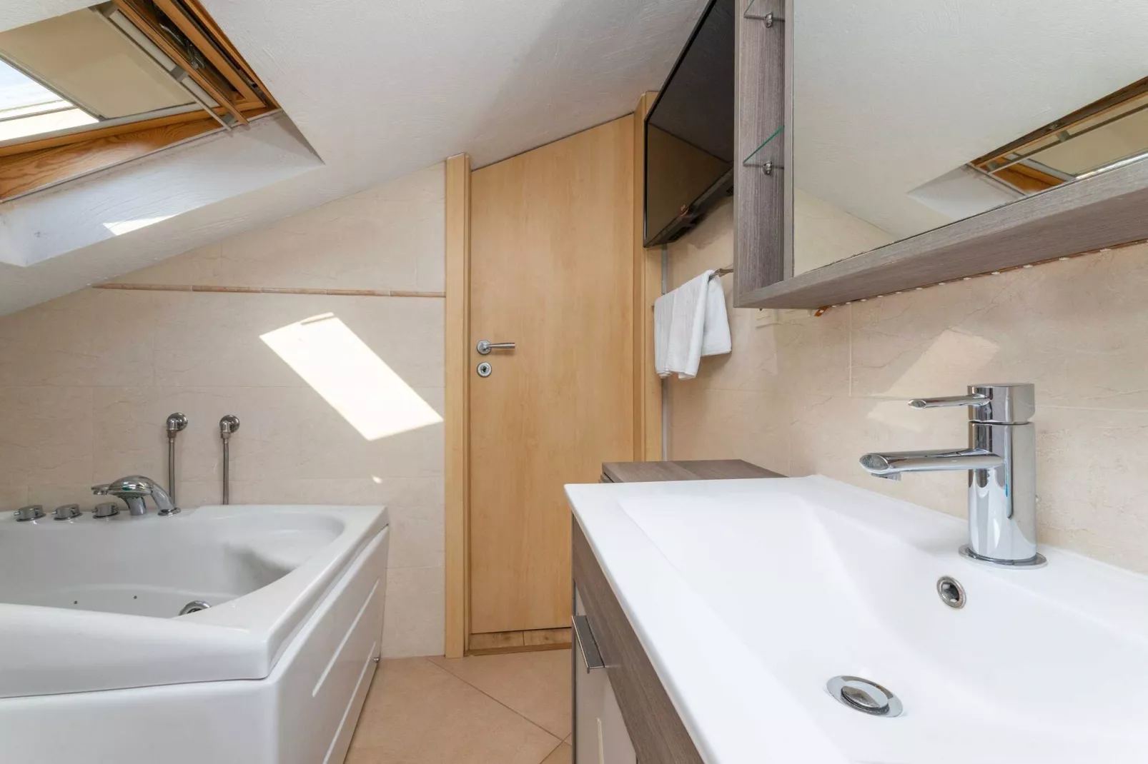 Villa Anabella - Four bedroom Villa with Swimming pool-Salle de bain