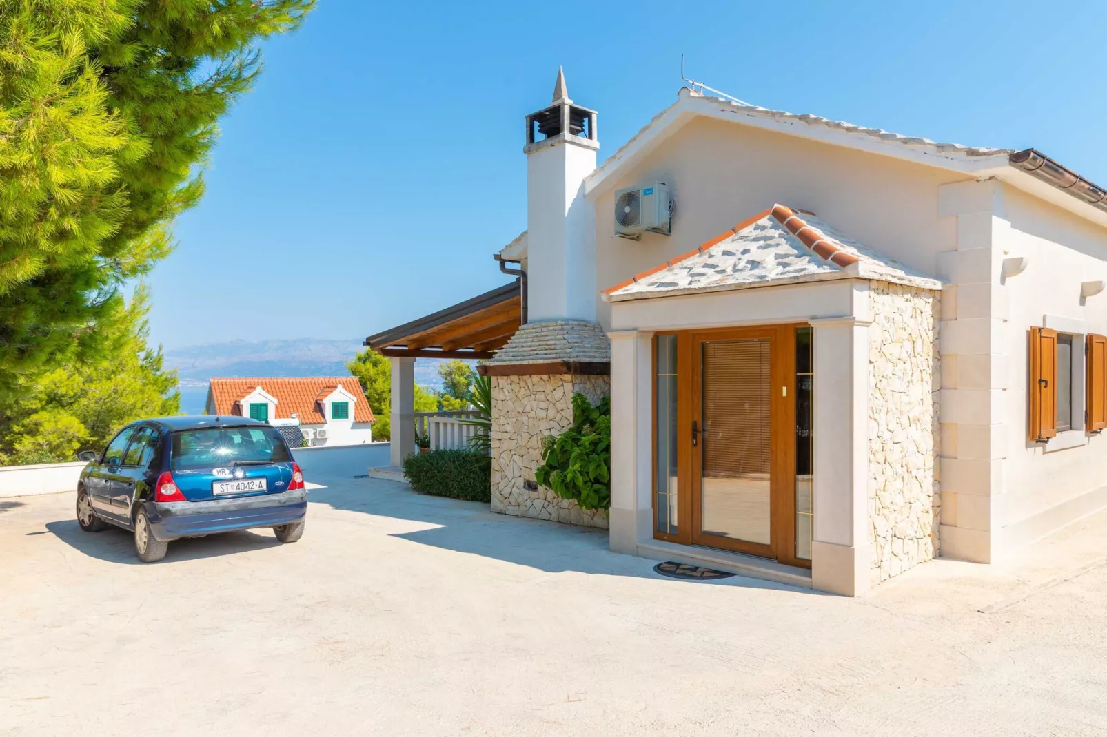 Villa Anabella - Four bedroom Villa with Swimming pool-Stationnement