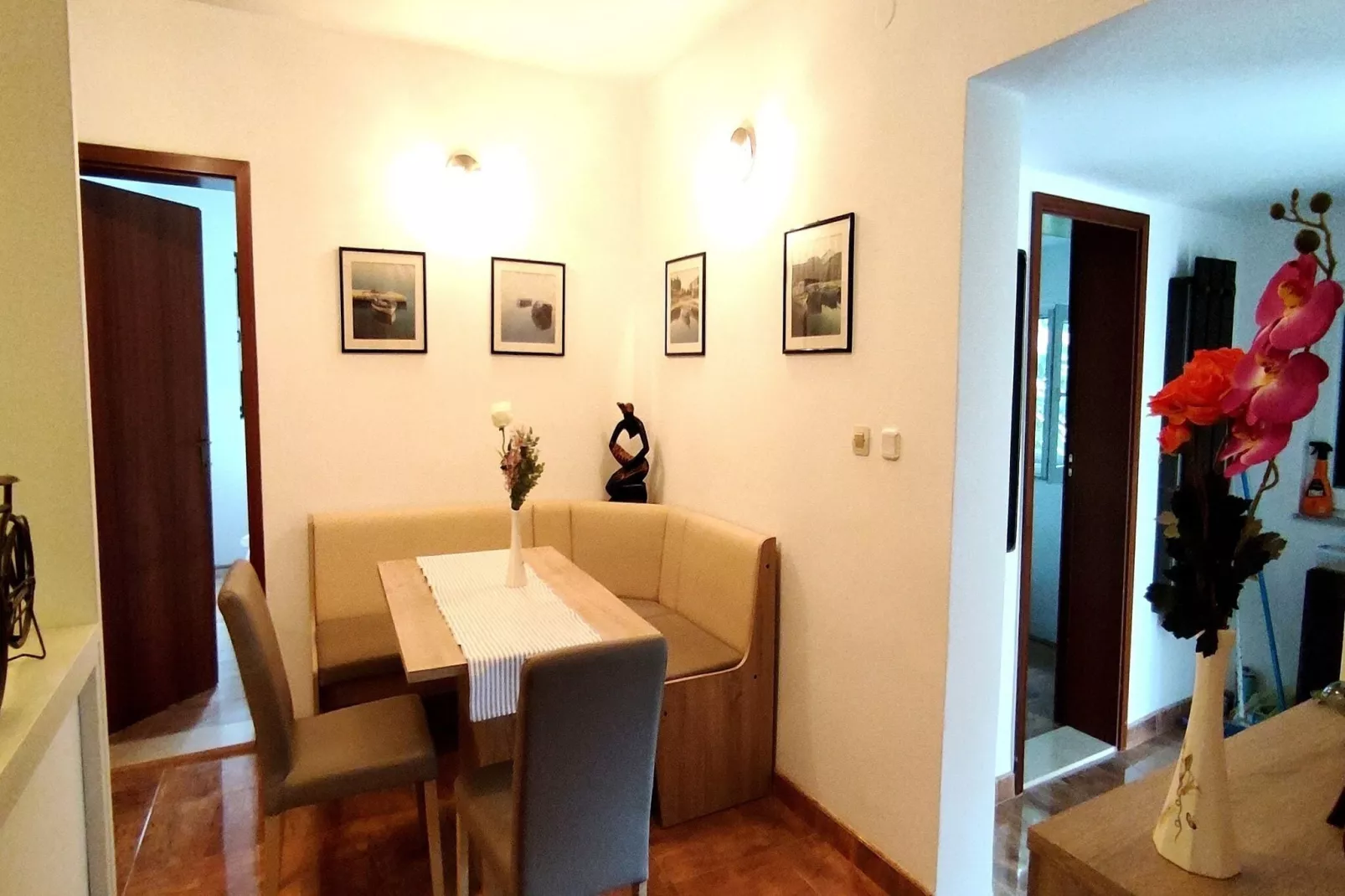 Holiday Home Jaga - Three bedroom Holiday Home with swimming pool-Salle à manger