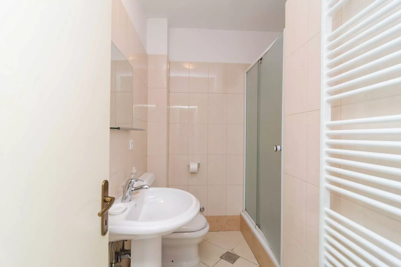 House Apartments Ariva - Superior Studio Apartment with Balcony (3 Adults) - A3-Badezimmer