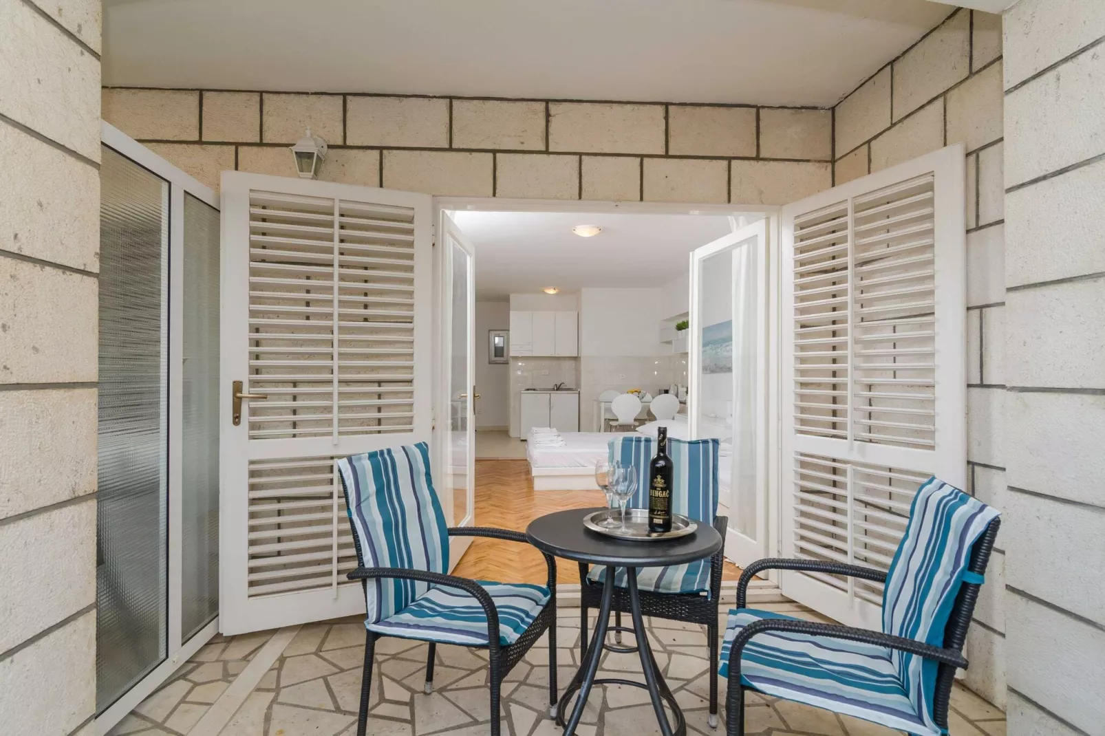 House Apartments Ariva - Superior Studio Apartment with Balcony (3 Adults) - A3-Terrassenbalkon