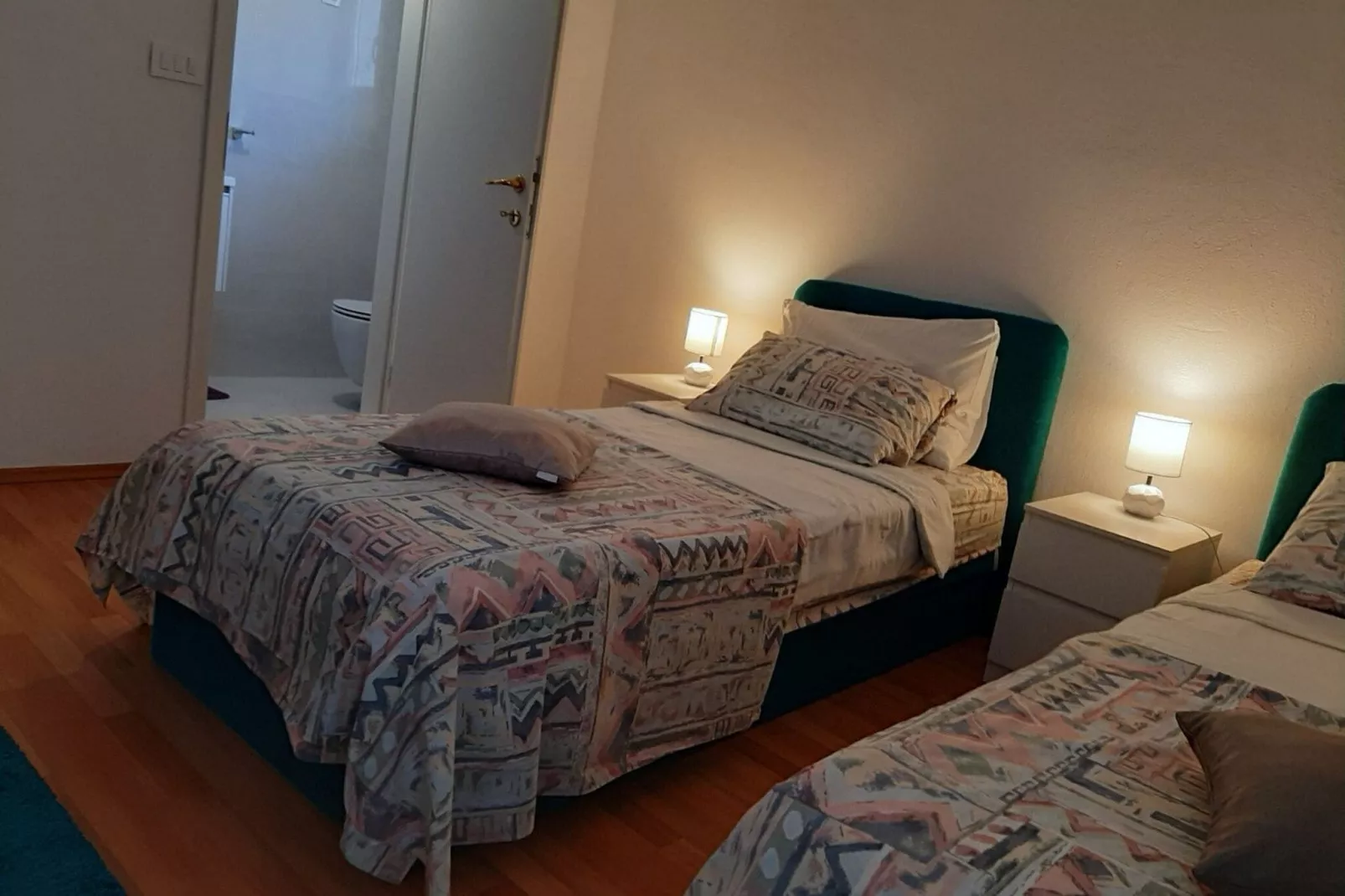 Holiday Home Sea Vision - Four Bedroom Holiday Home with Balcony and Sea View-Chambre