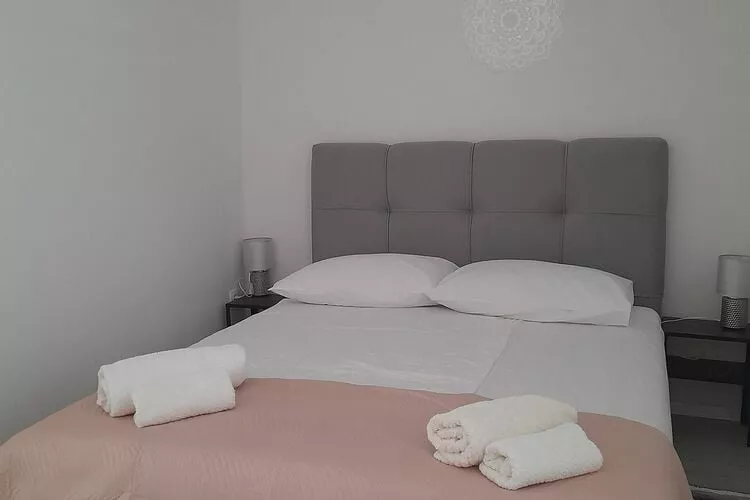 Holiday Home Sea Vision - Four Bedroom Holiday Home with Balcony and Sea View-Chambre