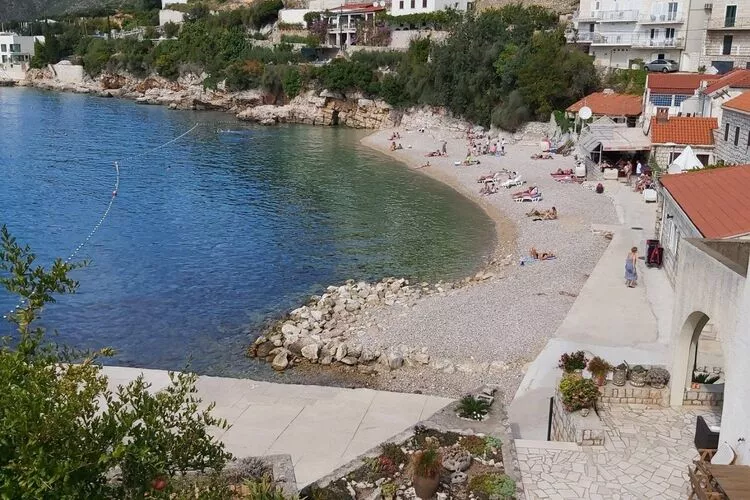 Holiday Home Sea Vision - Four Bedroom Holiday Home with Balcony and Sea View-Ambiance
