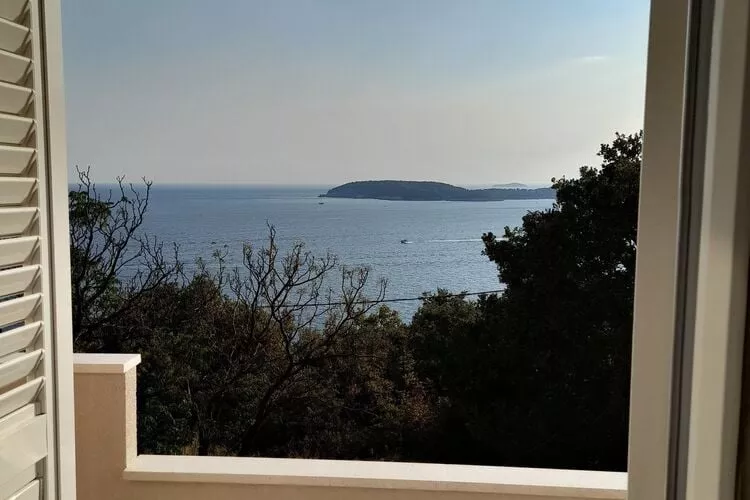 Holiday Home Sea Vision - Four Bedroom Holiday Home with Balcony and Sea View-Vue