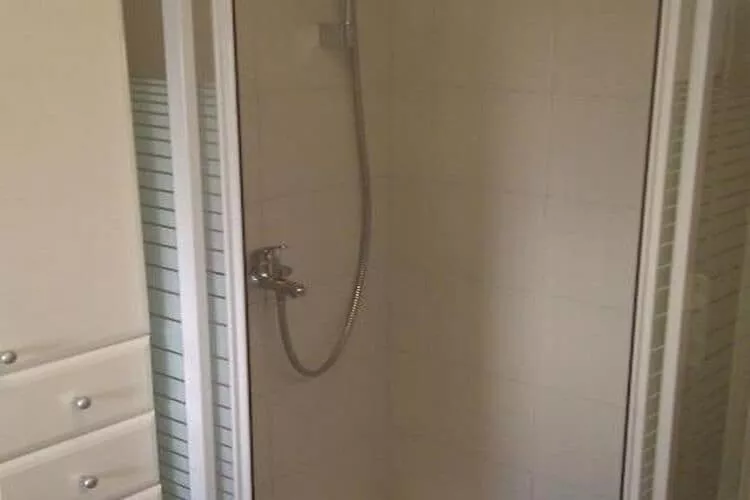 Apartment Luca - Two Bedroom Apartment with Terrace-Bathroom