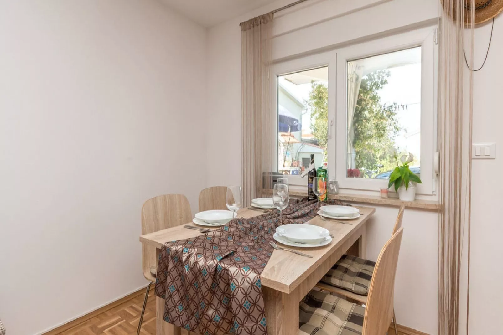 Apartments Lilly - Two Bedroom Apartment with Terrace and  Sea View (A1)-Dining room